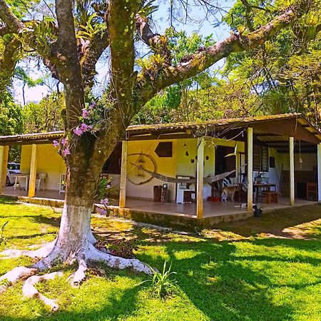 Ecoisa De Chacara - Casa De Vidro, Casa De Campo Морретис Экстерьер фото