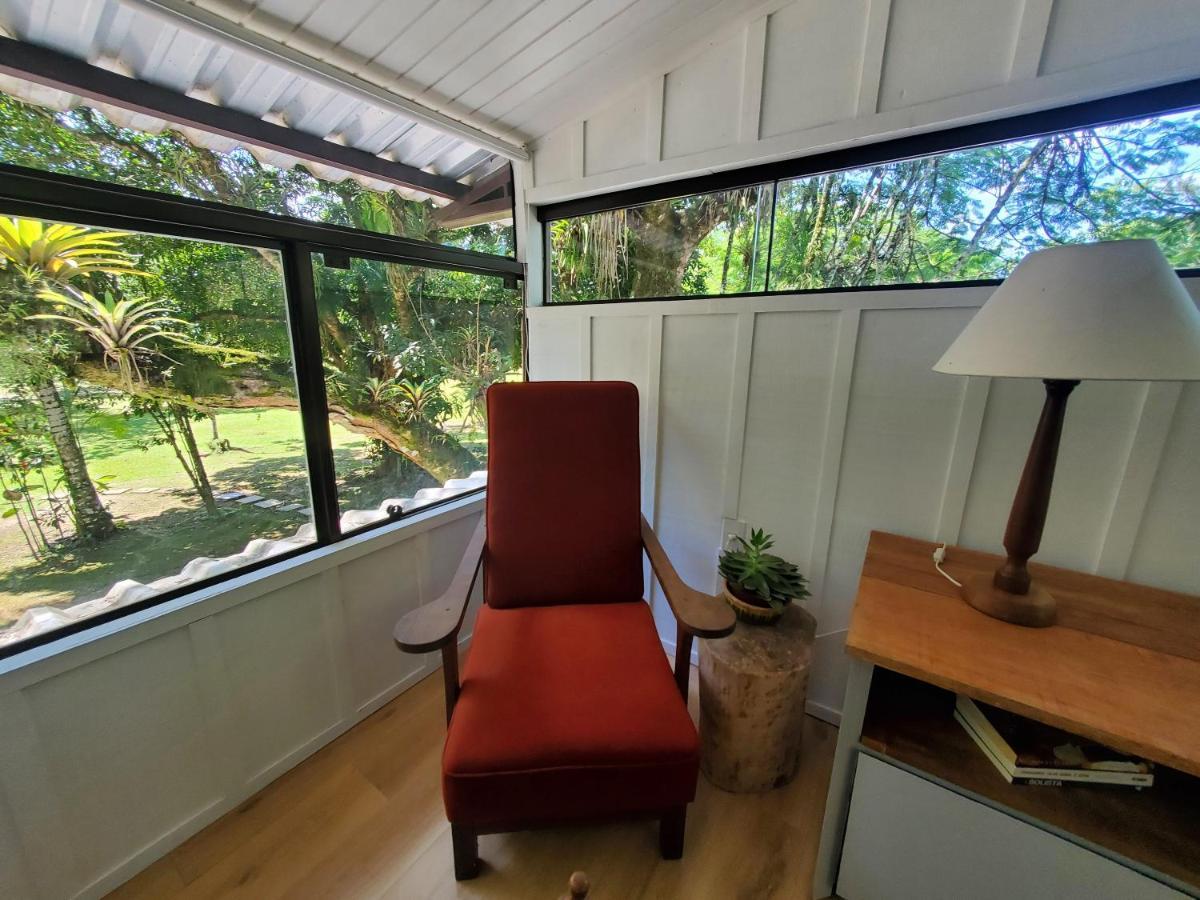 Ecoisa De Chacara - Casa De Vidro, Casa De Campo Морретис Экстерьер фото